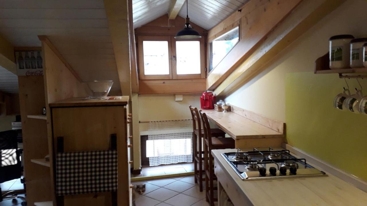 Appartamento Centro Storico Riva del Garda Luaran gambar